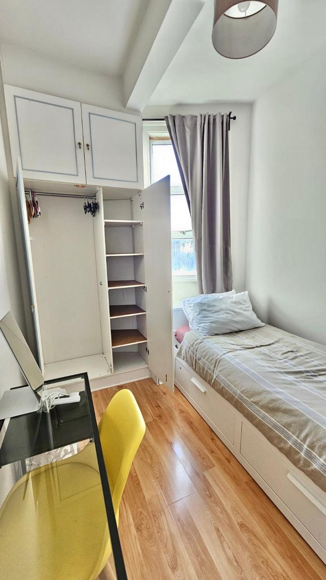 Single Near Bayswater Close To Tube & Bus Guest house *