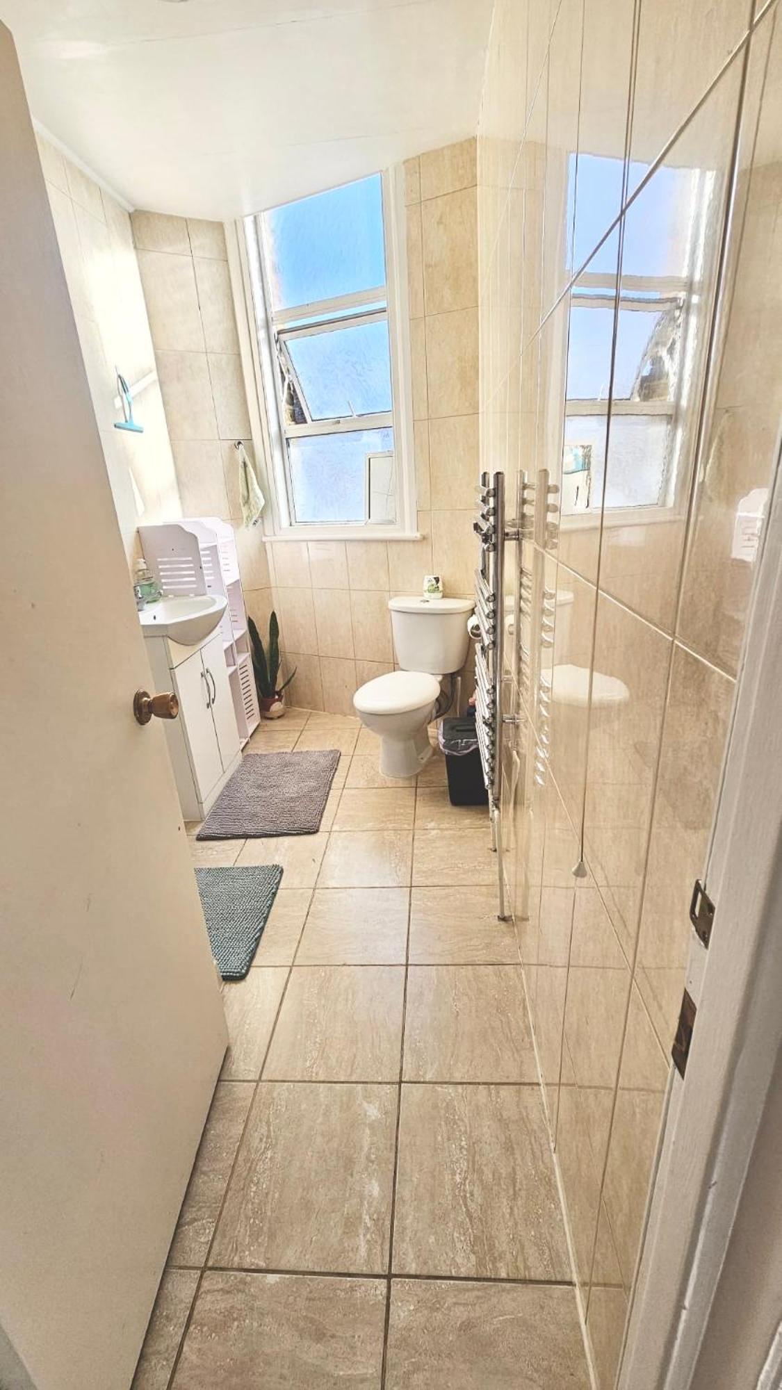 Guest house Single Near Bayswater Close To Tube & Bus *