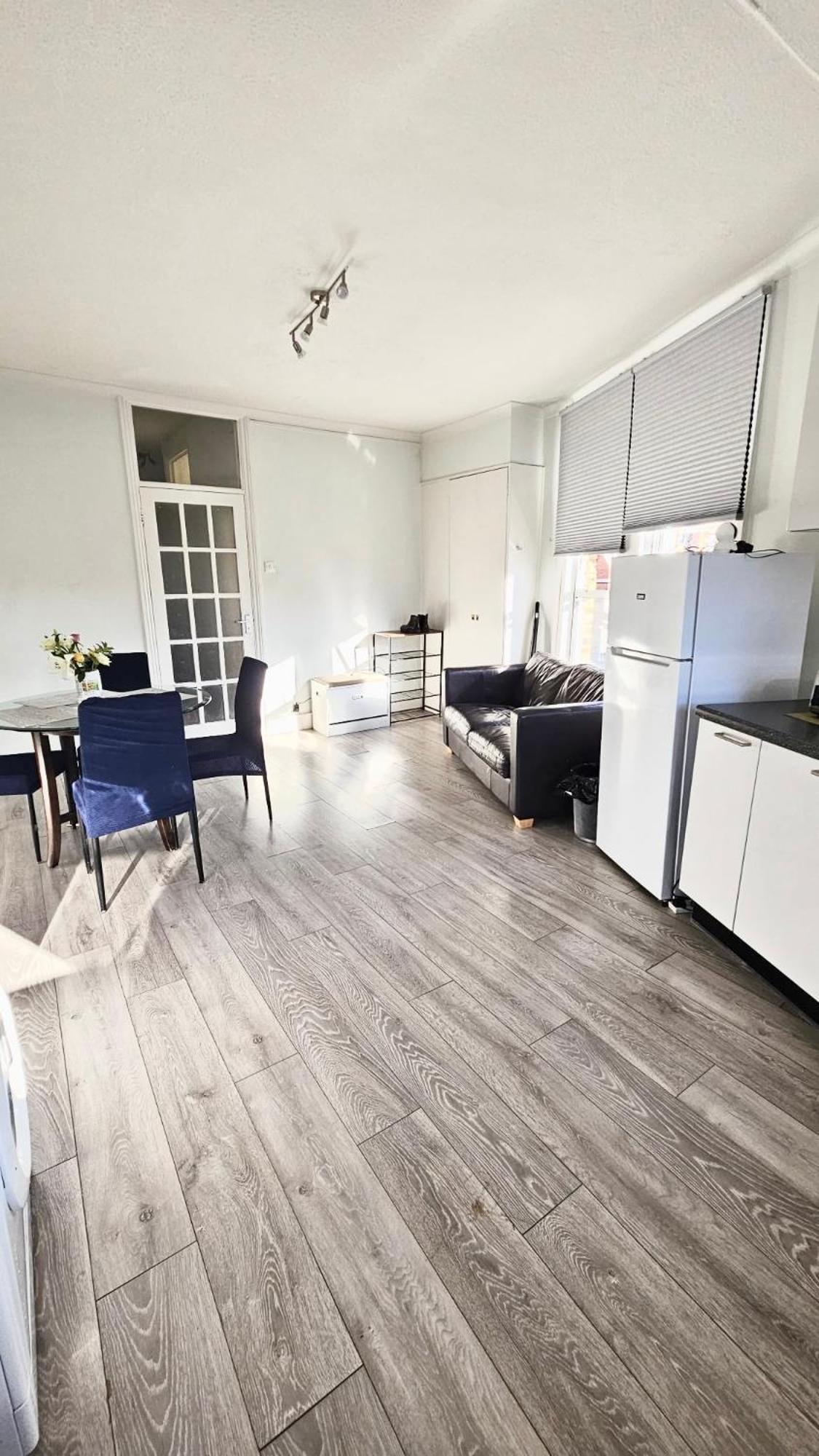 Guest house Single Near Bayswater Close To Tube & Bus London